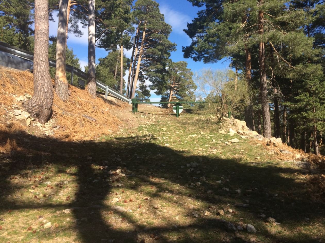 Pequeño ascenso en la ruta de la Sierra de Guadarrama