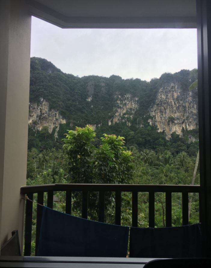 Vistas desde la terraza del hotel Ibis Styles Ao Nang. Presupuesto Tailandia
